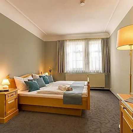 Hotell Ross Zwönitz